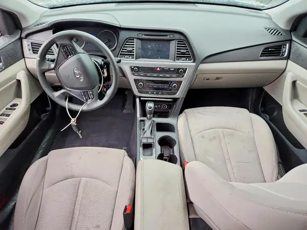 5NPE34AF4HH439952 2017 HYUNDAI SONATA - Image 8