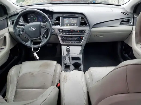 5NPE34AF4HH450031 2017 HYUNDAI SONATA - Image 8