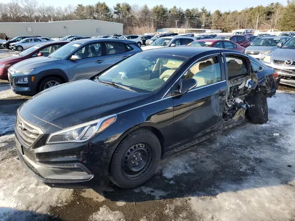 5NPE34AF4HH460395 2017 HYUNDAI SONATA - Image 1