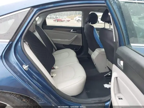 5NPE34AF4HH468710 2017 HYUNDAI SONATA - Image 8