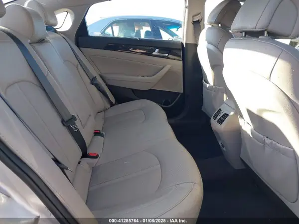 5NPE34AF4HH470327 2017 HYUNDAI SONATA - Image 8