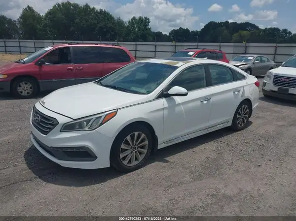 5NPE34AF4HH474569 2017 HYUNDAI SONATA - Image 2