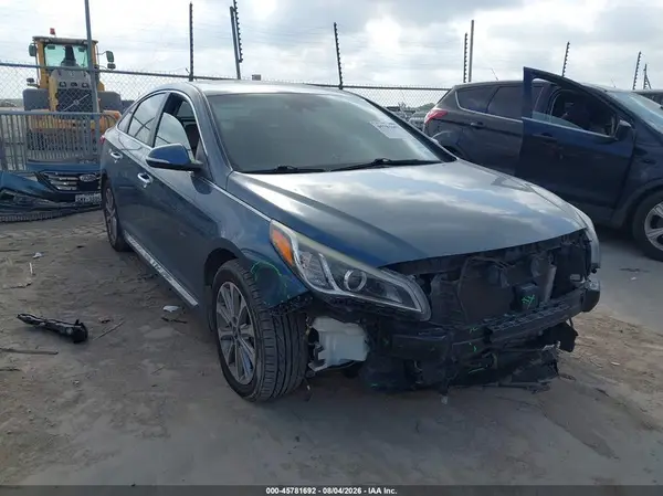 5NPE34AF4HH479223 2017 HYUNDAI SONATA - Image 1