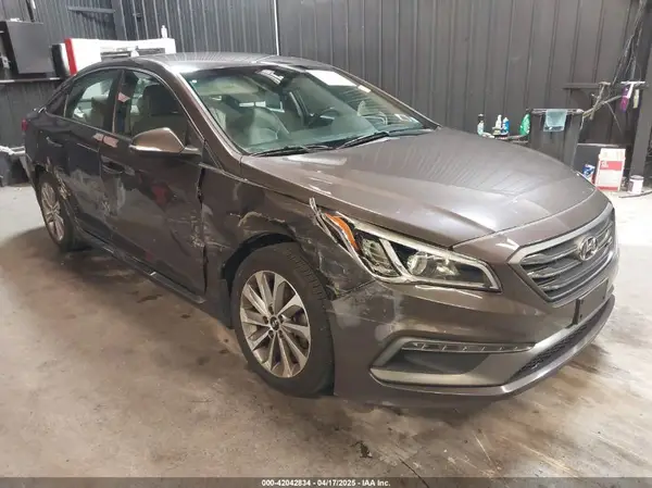 5NPE34AF4HH483482 2017 HYUNDAI SONATA - Image 1