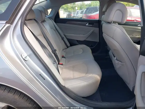 5NPE34AF4HH510406 2017 HYUNDAI SONATA - Image 8