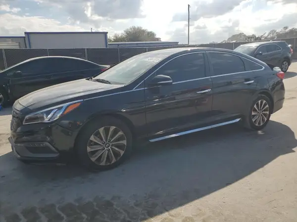 5NPE34AF4HH537122 2017 HYUNDAI SONATA - Image 1