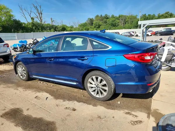 5NPE34AF4HH545379 2017 HYUNDAI SONATA - Image 2