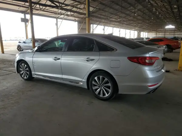 5NPE34AF4HH553952 2017 HYUNDAI SONATA - Image 2