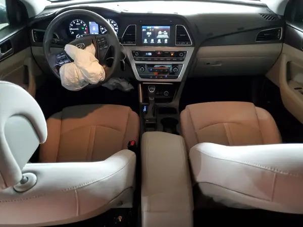 5NPE34AF4HH553952 2017 HYUNDAI SONATA - Image 8