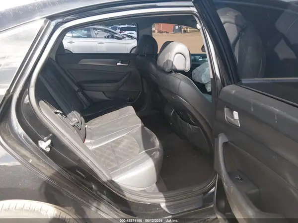 5NPE34AF4HH557581 2017 HYUNDAI SONATA - Image 8