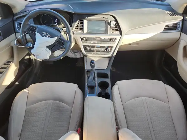 5NPE34AF4HH561839 2017 HYUNDAI SONATA - Image 8