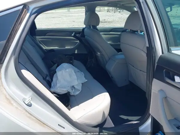 5NPE34AF4HH564627 2017 HYUNDAI SONATA - Image 8