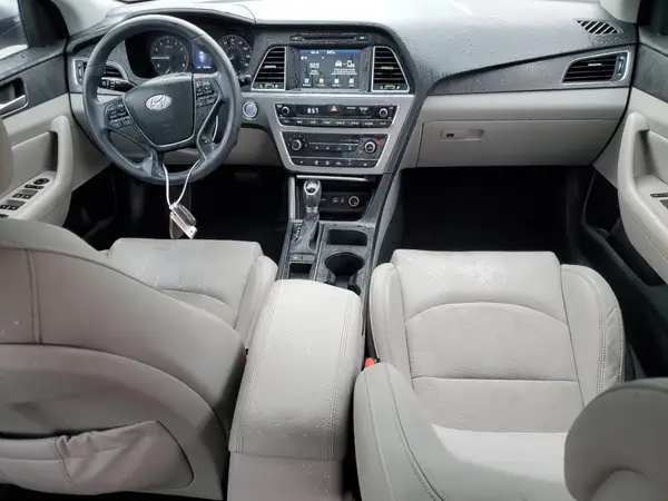 5NPE34AF4HH570136 2017 HYUNDAI SONATA - Image 8
