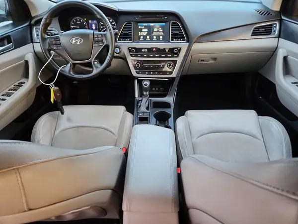 5NPE34AF4HH585381 2017 HYUNDAI SONATA - Image 8