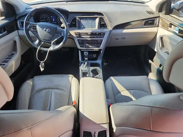 5NPE34AF4HH590984 2017 HYUNDAI SONATA - Image 8