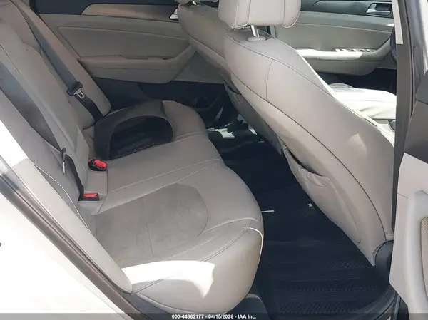 5NPE34AF4HH592573 2017 HYUNDAI SONATA - Image 8