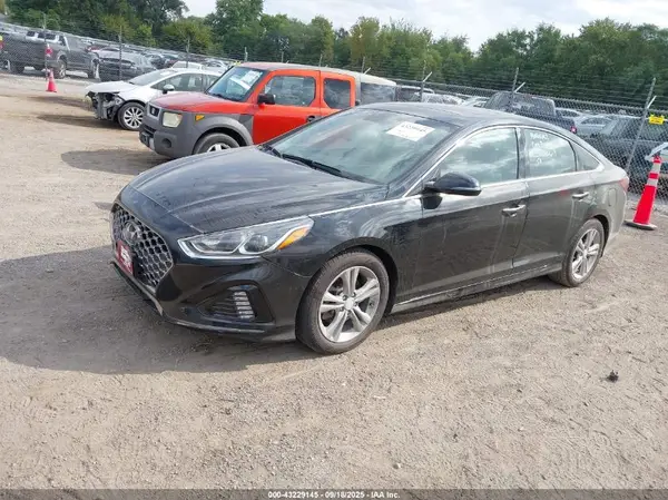 5NPE34AF4JH600662 2018 HYUNDAI SONATA - Image 2