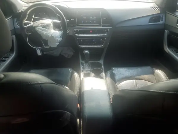 5NPE34AF4JH607661 2018 HYUNDAI SONATA - Image 8