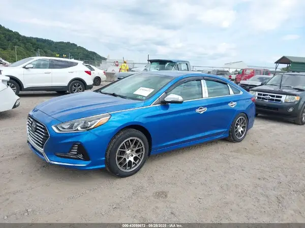 5NPE34AF4JH609166 2018 HYUNDAI SONATA - Image 2