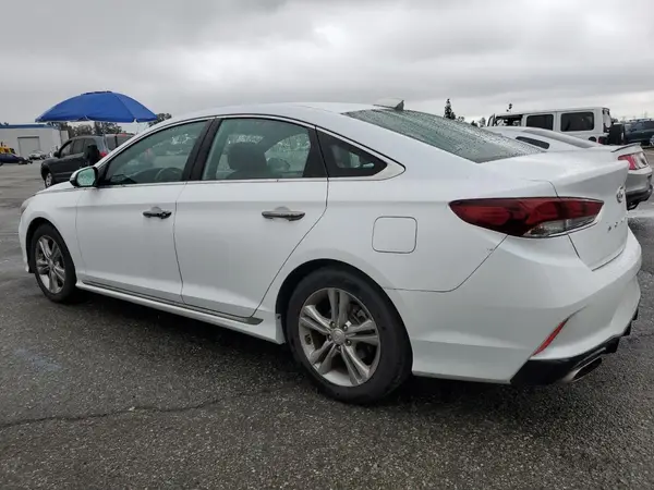 5NPE34AF4JH609538 2018 HYUNDAI SONATA - Image 2