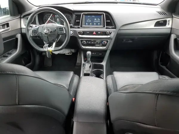 5NPE34AF4JH609538 2018 HYUNDAI SONATA - Image 8