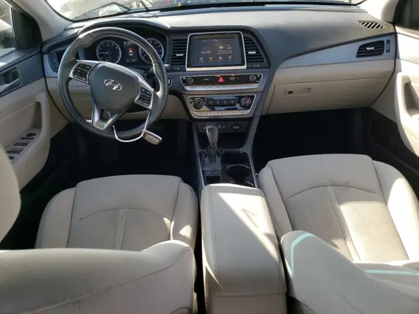 5NPE34AF4JH611418 2018 HYUNDAI SONATA - Image 8