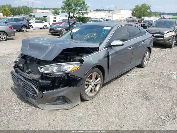5NPE34AF4JH611709 2018 HYUNDAI SONATA - Image 2