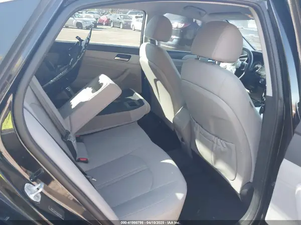 5NPE34AF4JH629403 2018 HYUNDAI SONATA - Image 8