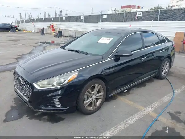 5NPE34AF4JH633001 2018 HYUNDAI SONATA - Image 2