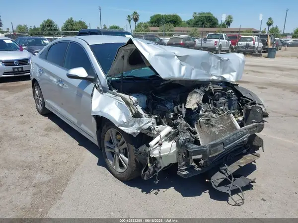 5NPE34AF4JH633161 2018 HYUNDAI SONATA - Image 1