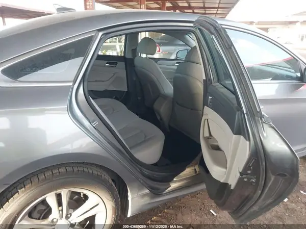 5NPE34AF4JH636304 2018 HYUNDAI SONATA - Image 8