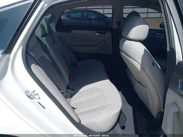 5NPE34AF4JH637131 2018 HYUNDAI SONATA - Image 8
