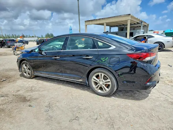 5NPE34AF4JH637582 2018 HYUNDAI SONATA - Image 2