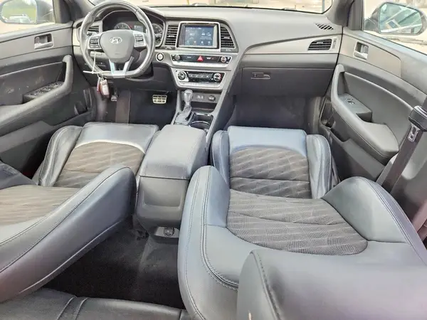 5NPE34AF4JH637582 2018 HYUNDAI SONATA - Image 8