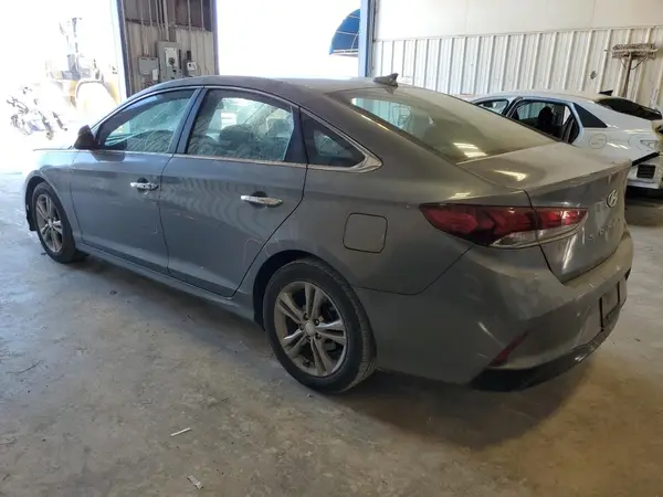 5NPE34AF4JH638151 2018 HYUNDAI SONATA - Image 2