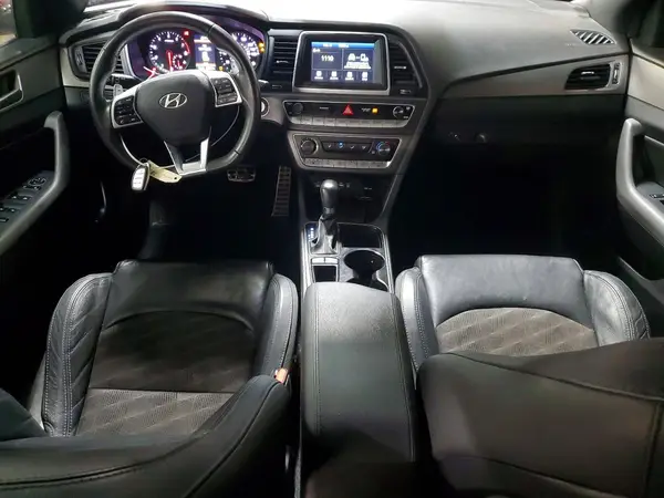5NPE34AF4JH639526 2018 HYUNDAI SONATA - Image 8