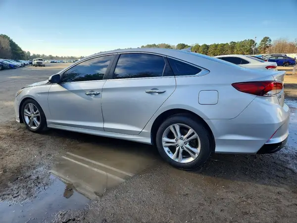 5NPE34AF4JH646525 2018 HYUNDAI SONATA - Image 2