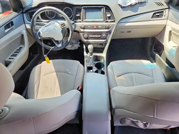 5NPE34AF4JH649232 2018 HYUNDAI SONATA - Image 8