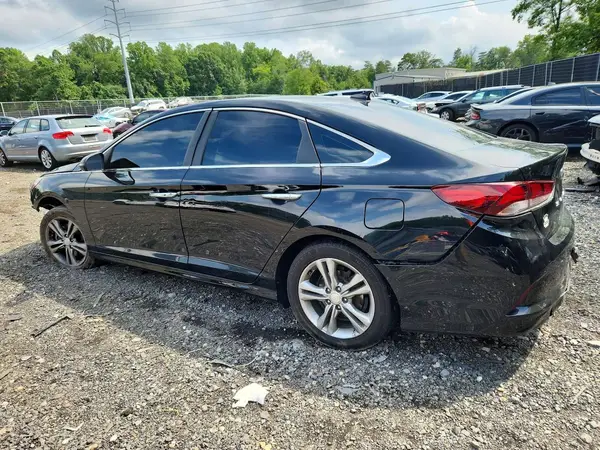 5NPE34AF4JH650798 2018 HYUNDAI SONATA - Image 2