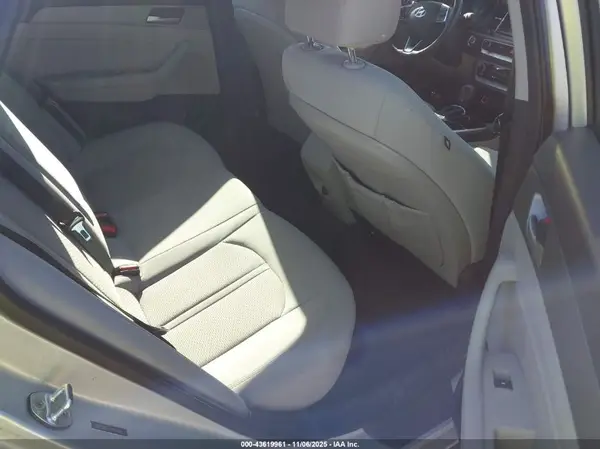 5NPE34AF4JH651840 2018 HYUNDAI SONATA - Image 8