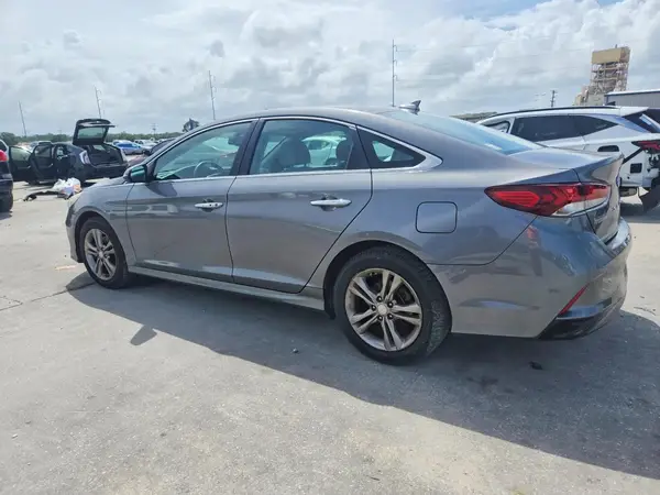 5NPE34AF4JH655578 2018 HYUNDAI SONATA - Image 2