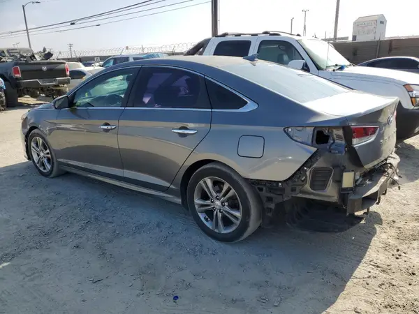 5NPE34AF4JH655886 2018 HYUNDAI SONATA - Image 2