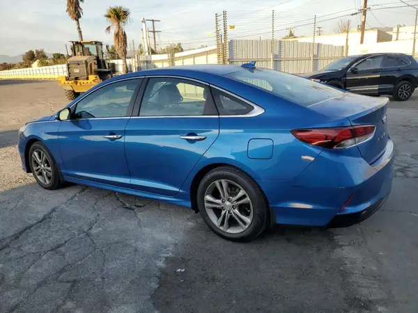 5NPE34AF4JH656973 2018 HYUNDAI SONATA - Image 2