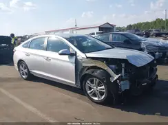 5NPE34AF4JH659355 2018 HYUNDAI SONATA
