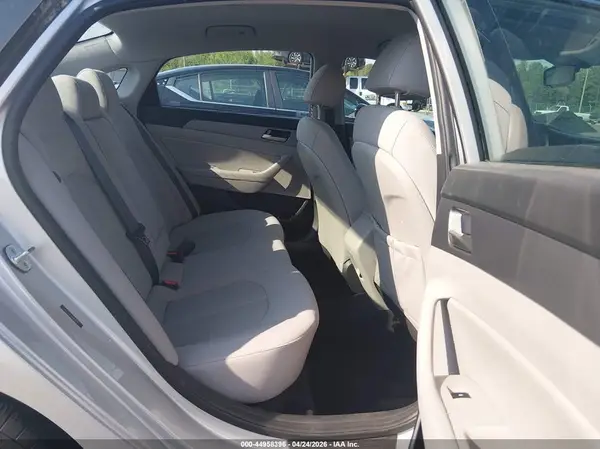5NPE34AF4JH659355 2018 HYUNDAI SONATA - Image 8