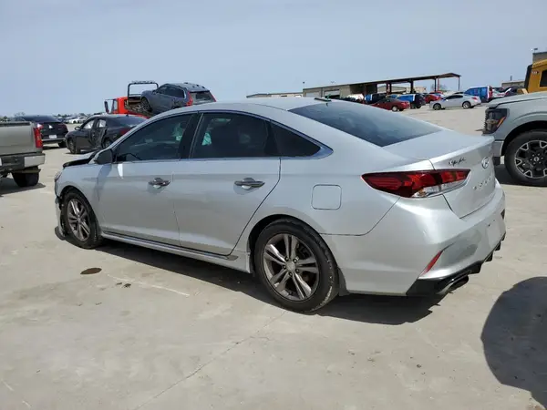5NPE34AF4JH660456 2018 HYUNDAI SONATA - Image 2