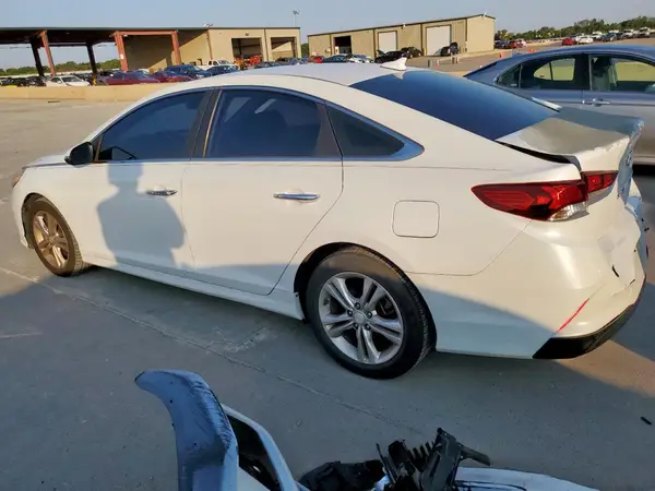 5NPE34AF4JH667472 2018 HYUNDAI SONATA - Image 2