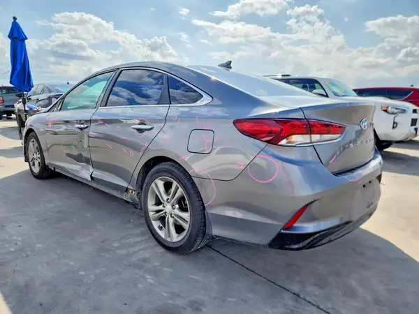 5NPE34AF4JH671909 2018 HYUNDAI SONATA - Image 2