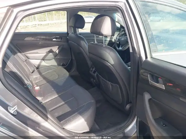 5NPE34AF4JH675619 2018 HYUNDAI SONATA - Image 8