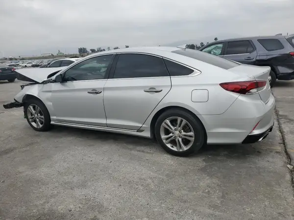 5NPE34AF4JH676026 2018 HYUNDAI SONATA - Image 2